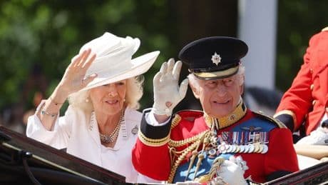 King wears black armband in memory of India air disaster at Trooping the Colour