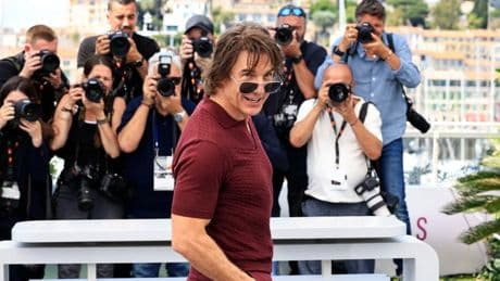 Cannes 2025: Tom Cruise assure déjà le spectacle avant la projection de "Mission: Impossible 8"