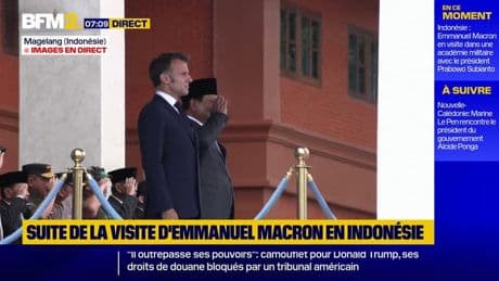 La Marseillaise retentit à Magelang, en Indonésie, lors de la visite d'Emmanuel Macron