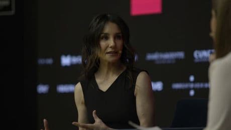 La decisión de Sophie Auster: cambiar de pasaporte