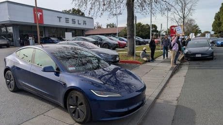 First Tesla Robotaxi Rides In California May Risk DMV Shutdown