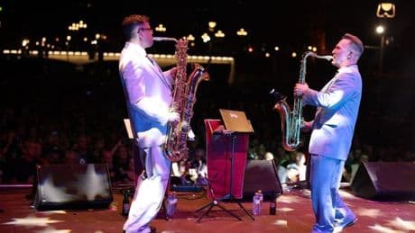 Ray Collins' Hot-Club sueñan el swing en el cierre del IV Bilbao Blues Festival