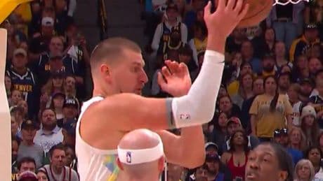 Jokic demuestra a la NBA por qué es él el que merece el MVP con este 'truco'