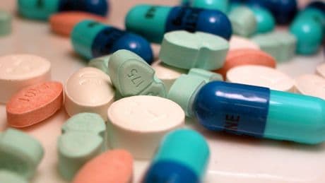 Prix des médicaments : l'autre guerre commerciale lancée par Trump