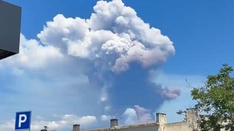 Mount Etna LIVE: Huge volcano erupts in Italy as pictures surface