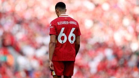 El talismán al que Alexander-Arnold tendrá que renunciar al fichar por el Real Madrid: La Liga lo prohíbe