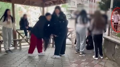 Ankara'da lisede akran dehşeti! çete kurup arkadaşlarını dövdüler, diz çöktürüp özür dilettiler! O anlar kamerada!