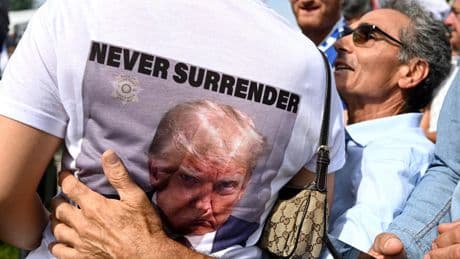 En Europe, les partis d’extrême droite en admiration devant l’Amérique de Trump