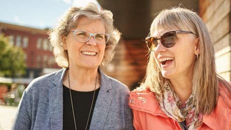 “Me salvó cuando enviudé”: la amistad sénior, imprescindible para envejecer bien
