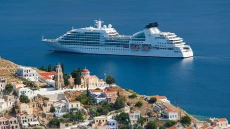 Tourists issued cruise warning as major EU destination introduces £17 charge