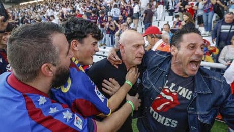 Julián Calero dedica el ascenso a las víctimas de la dana