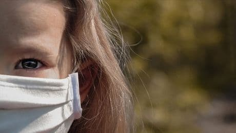 Komşuda salgın hastalık paniği: Bazı kentlerde okullar kapatıldı! Sağlık kurumları kırmızı alarm verdi