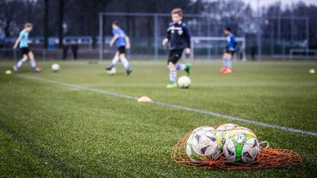 Nederlandse jongens doen minder aan sport: 'Structureel gebrek aan interactie'