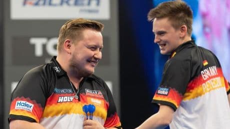 Deutschland feiert sensationellen Sieg gegen England um Superstar Littler