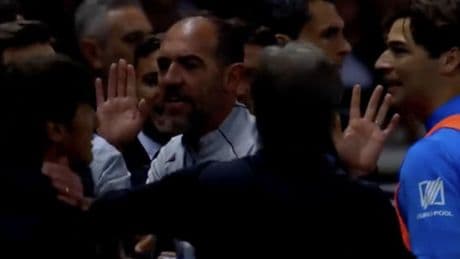 Conte espulso, &egrave; una furia: succede di tutto a Parma-Napoli