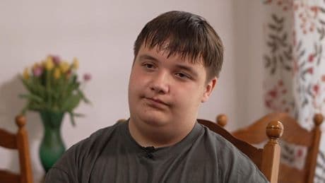 Teenager living in 'continuous pain' after surgeon's 'inappropriate' operations