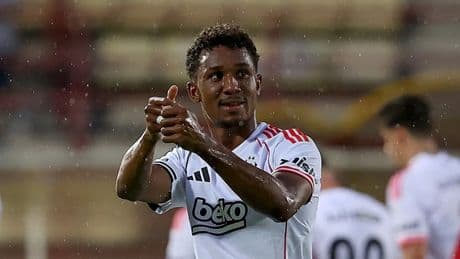 Beşiktaş sakatlığı açıkladı! St. Patrick maçında yok