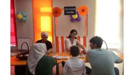 Gazi ve Şehit çocukları Yenimahalle’de buluştu