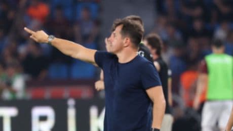 Emre Belözoğlu: Saygının da bir sınırı olması gerekiyor