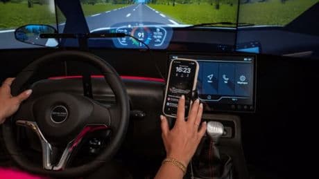 Au volant, le piège des notifications sur smartphone multiplie par deux le risque d'accident