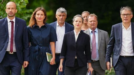 Présidentielles 2027 : à gauche, une génération qui n’a connu que la défaite et qui attend le grand soir