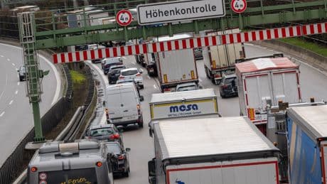 Medizinischer Notfall: Medikament nicht eingenommen – Unfall auf A99 bei München