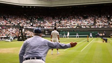 Why are there no line judges at Wimbledon 2025 and how does electronic line calling work?