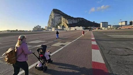 Incertidumbre en La Línea por las medidas tras el derribo de la Verja de Gibraltar