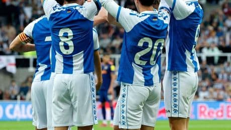 Un cabezazo de Kike García evita la derrota del Espanyol en el último test de la pretemporada
