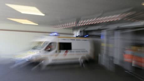 Frankreich: Vierjähriges Mädchen stirbt nach Sturz aus Hochhaus