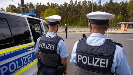 Dobrindts Grenz-Erlass - Erste Asyl-Bewerber an den Grenzen zurückgewiesen