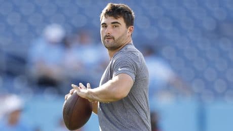 Vikings trade Sam Howell to Eagles, sign Carson Wentz in QB shakeup