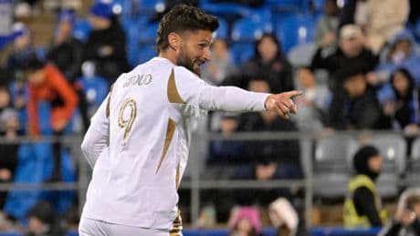 Foot : en vidéo, Giroud et Lloris brillent avec Los Angeles, Messi inscrit un superbe coup franc