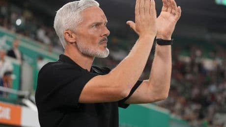 Jim Goodwin tells Dundee United heroes 'It's still only half time' as boss namechecks 2 stars in Rapid showing