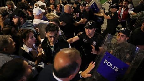 CHP'li vatandaştan polise alçak sözler! Bu katillerle hesaplaşacağız