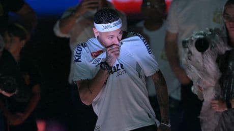 El padre de Neymar asegura que quiere renovar su contrato con el Santos