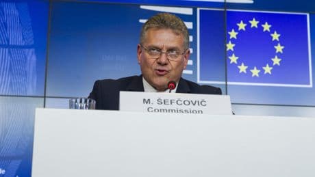 Droits de douane: l'UE propose d'acheter 50 milliards d'euros de produits américains