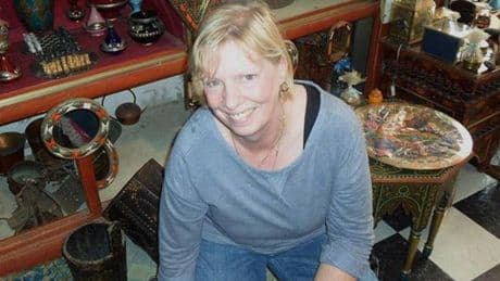 Husband cut wife's head off and flushed it down the toilet