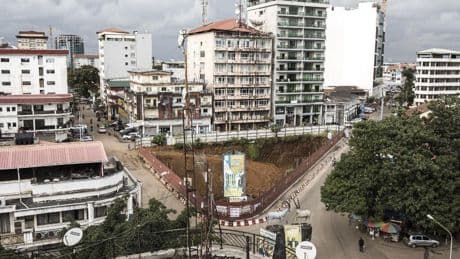 Guinée: l'ex-gouverneur de la Banque centrale condamné à cinq ans de prison ferme