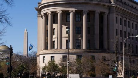 F.T.C. Investigates Ad Groups and Watchdogs, Alleging Boycott Collusion
