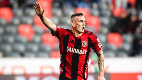 Kacper Kozlowski'den Galatasaray açıklaması! Transfer teklifi aldı mı?