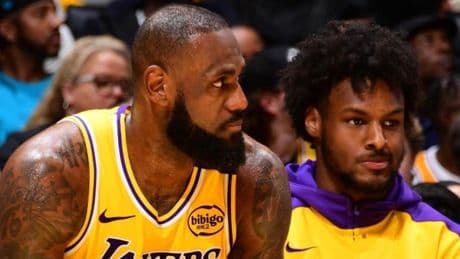 LeBron, otro año más en la NBA… a la espera de su otro hijo