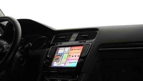 El truco que no sabías para que el CarPlay del coche 'cante' todos los mensajes que llegan a tu iPhone: la clave para una conducción más segura y sin distracciones
