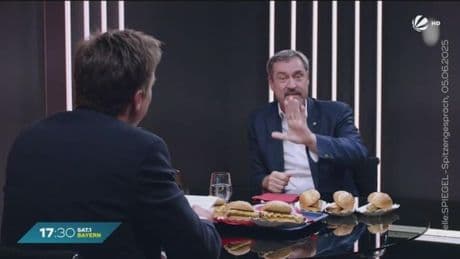 "Ih, bäh!" Als Söder in die Bratwurst beißt, kann er seinen Ekel nicht verbergen