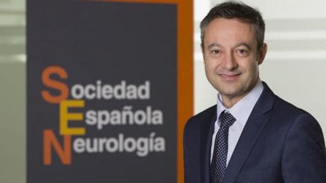 Jesús Porta Etessam, neurólogo: “Estimular el cerebro desde la infancia es clave para prevenir enfermedades neurodegenerativas como el alzheimer”