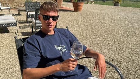 „Bleiben hoffentlich zusammen!“ - RWE-Kapitän mit Kampfansage aus dem Urlaub