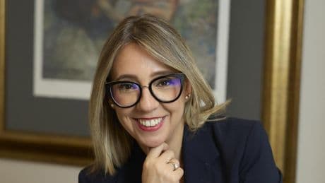 Beatriz Beltrán, especialista en medicina estética: “Novias e invitadas deben evitar someter su piel a tratamientos agresivos, como exfoliaciones profundas, peelings químicos fuertes, al menos 8 días antes de la boda”
