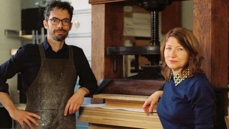 Entre livre et objet d’art, les trésors de l’atelier Laurel Parker Book
