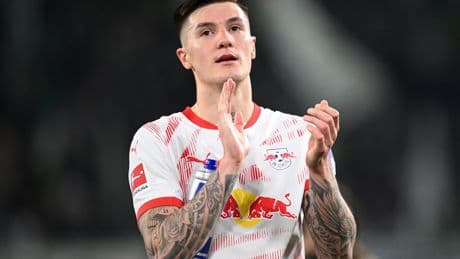 Manchester United launch first offer for Benjamin Sesko after Newcastle start 'bidding war'