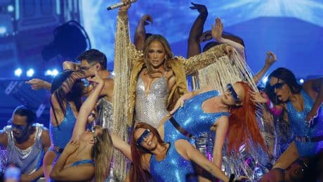 Jennifer López arrasa en su concierto en Madrid: "He sentido el amor esta noche"